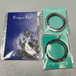 Origami Owl Pink Crystal locket and chain